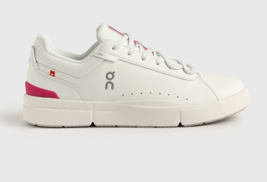 On The Roger Advantage Sneakers – White