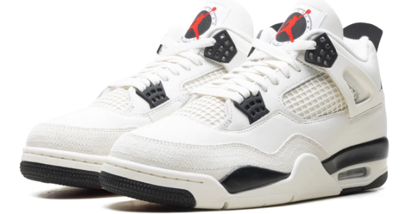Air Jordan 4 'Flight Club'